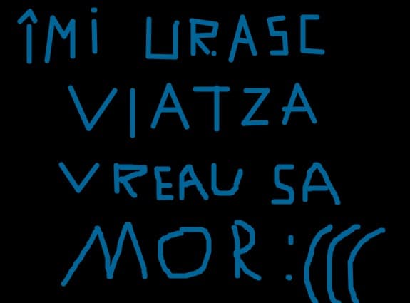 foarte trist  o iubesc dar ea nu ma iubeste